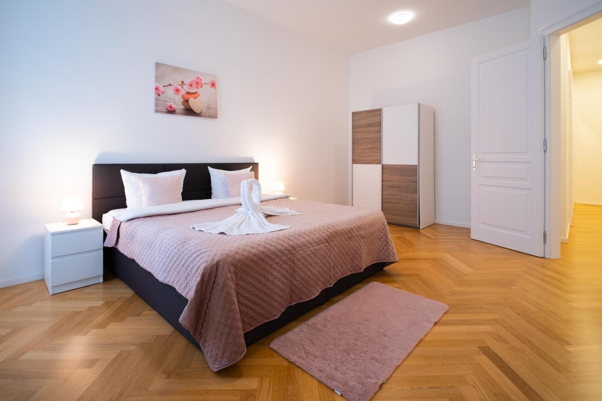 Home Sweet Home - Vienna Central Eksteriør billede